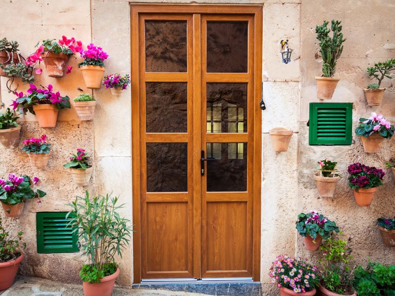 Coltivare i fiori in casa: ecco alcuni consigli