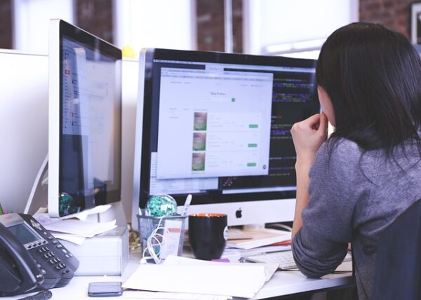 Come Scrivere una Newsletter Aziendale: Guida Completa per Massimizzare Engagement e Conversioni