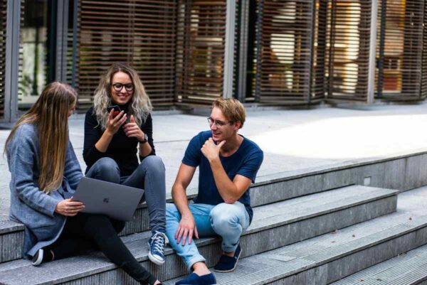 Dall’università all’impresa: come prepararsi a lavorare nel settore manifatturiero